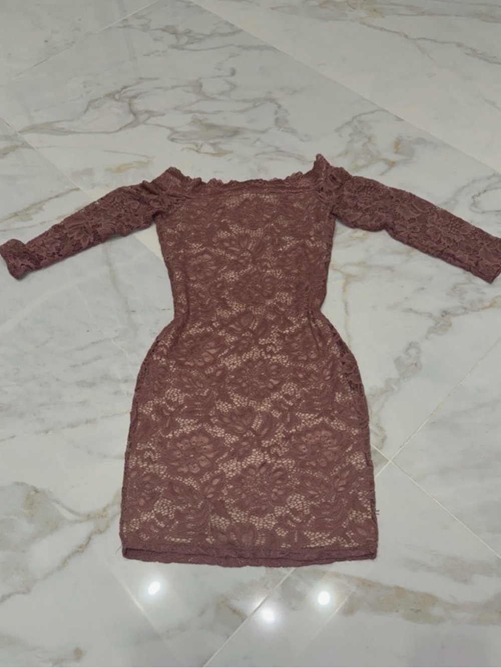 a'gaci Mauve Lace Off-Shoulder Midi Dress